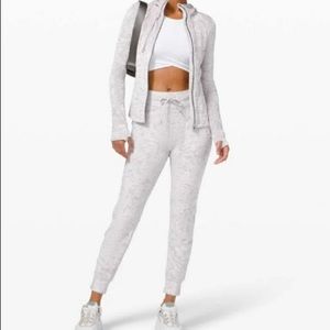 Lululemon Athletica Ready to Rulu Crushed Velvet Jogger